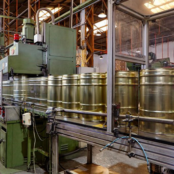 proceso de fabricación de los envases metálicos aptos para alimentos